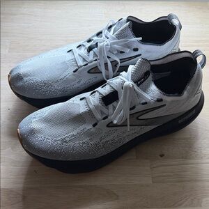 Mens Brooks Glycerin 21 Size 14 - White/Black